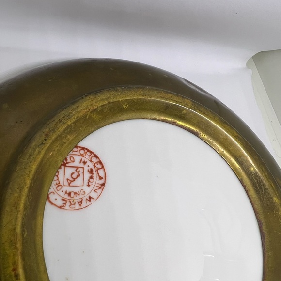 ACF Japanese Porcelain Bamboo Plate With Brass Back. Hand Painted in Hong Kong. - Picture 3 of 4